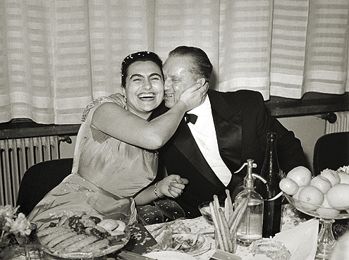 СО ОВИЕ ЗБОРОВИ ТИТО ЈА ЗАПРОСИЛ ЈОВАНКА Она останала затечена