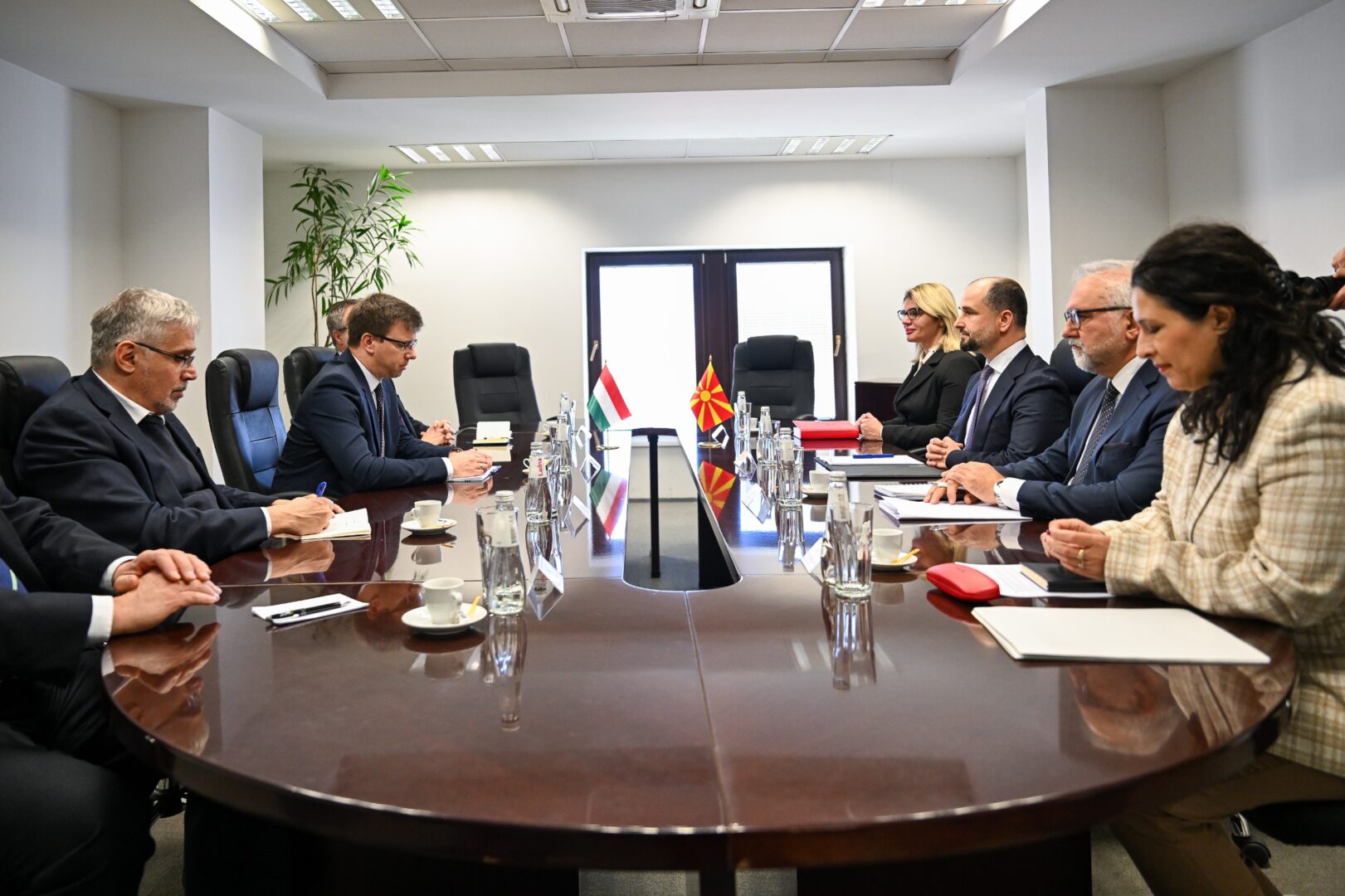 МАКЕДОНИЈА ВЕЌЕ ТРЕБАШЕ ДА БИДЕ ВО ЕУ Понудата на Орбан да помогне во решавањето на спорот со Бугарија се уште е на маса