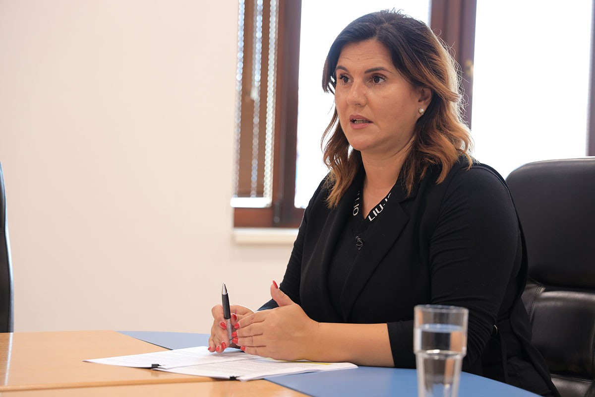 ПРЕТСЕДАТЕЛКАТА НА АНТИКОРУПЦИСКА БИЛА СОРАБОТНИК НА КРИМИНАЛНАТА БАНДА Давала податоци во случајот „Адитив“