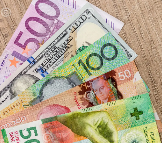 ПАД НА ДОЛАРОТ – РАСТ НА ЕВРОТО, ШВАЈЦАРСКИОТ ФРАНК И ЗЛАТОТО Која е причината за ваквиот валутен тренд? ПАД НА ДОЛАРОТ – РАСТ НА ЕВРОТО, ШВАЈЦАРСКИОТ ФРАНК И ЗЛАТОТО Која е причината за ваквиот валутен тренд?