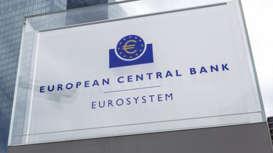 ЕВРОПСКАТА ЦЕНТРАЛНА БАНКА ЈА ЗАДРЖА ОСНОВНАТА КАМАТНА СТАПКА ОД 2% Оценката е дека економските перспективи на Еврозоната се подобруваат