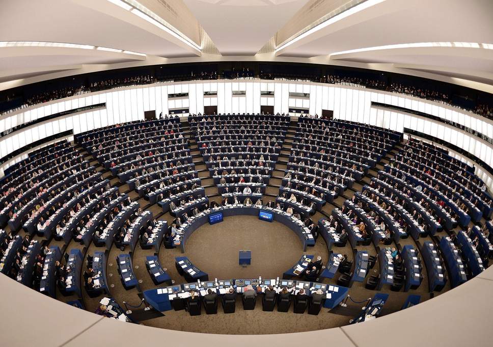 ВО БРИСЕЛ 313 АМАНДМАНИ ЗА МАКЕДОНИЈА-Бугарските европратеници за македонско негирање, а на грчките сега им пречи и „Северна“ и бараат да стои „Скопје“ ВО БРИСЕЛ 313 АМАНДМАНИ ЗА МАКЕДОНИЈА-Бугарските европратеници за македонско негирање, а на грчките сега им пречи и „Северна“ и бараат да стои „Скопје“