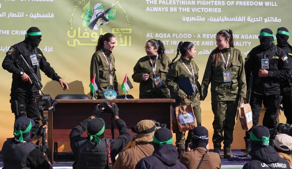 НЕОЧЕКУВАН РАЗВОЈ НА НАСТАНИТЕ Хамас ги напушти преговорите во Египет НЕОЧЕКУВАН РАЗВОЈ НА НАСТАНИТЕ Хамас ги напушти преговорите во Египет