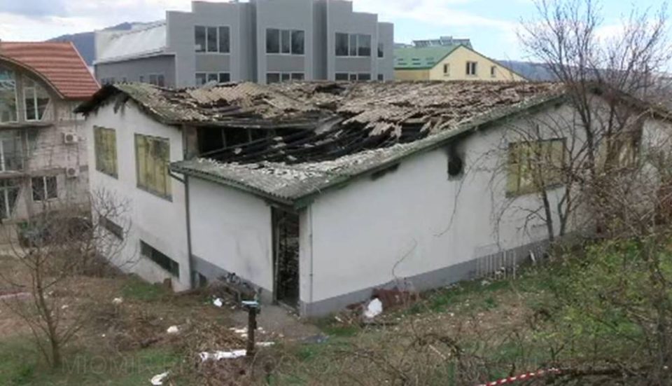 НОВ БРАН АПСЕЊА Над 10 полициски службеници приведени за „Пулс“