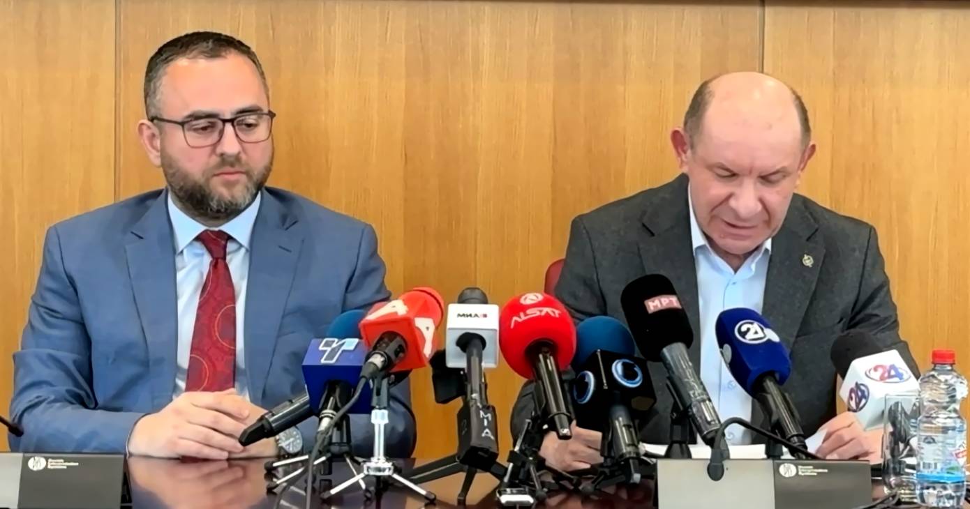 ПРОШИРУВАЊЕ НА ИСТРАГАТА СО НОВИ 19 ОСОМНИЧЕНИ ЗА КОЧАНИ – Побаран ефективен притвор за четворица, за седумина куќен притвор, а за седум мерки за претпазливост ПРОШИРУВАЊЕ НА ИСТРАГАТА СО НОВИ 19 ОСОМНИЧЕНИ ЗА КОЧАНИ – Побаран ефективен притвор за четворица, за седумина куќен притвор, а за седум мерки за претпазливост