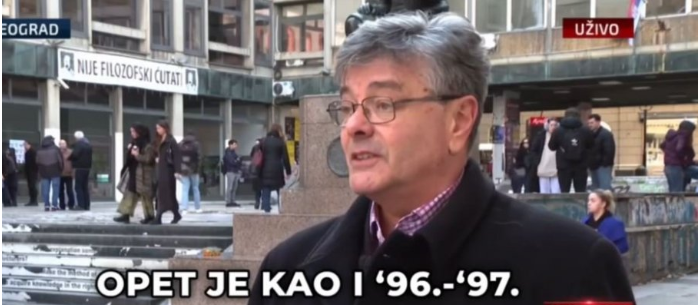 СТАНУВА СЕ ПОЈАСНО ЗА ПРОТЕСТИТЕ ВО СРБИЈА, ПРОФЕСОР ПРИЗНАВА Ние професорите ги втурнавме студентите во првите борбени редови