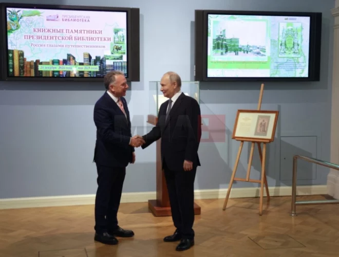 ЧЕТИРИ ИПОЛ ЧАСА РАЗГОВАРАШЕ ПУТИН СО ПРЕТСТАВНИКОТ НА ТРАМП Се отвора ли патот за мир во Украина?