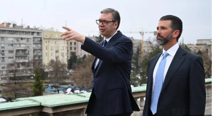 СИНОТ НА ДОНАЛД ТРАМП УТРЕ ДОАЃА ВО СРБИЈА Ќе се сретне со Вучиќ и ќе се обрати на бизнис форум