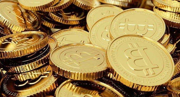 КРАЈ НА ЕРАТА НА БИТКОИНОТ? Падот под 90.000 долари шокира инвеститорите