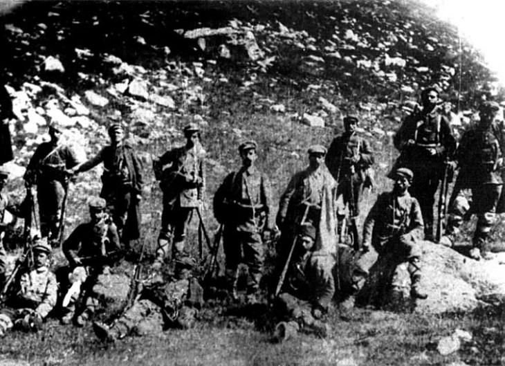 КАКО ЗАГИНА ГОЦЕ ДЕЛЧЕВ Патот што не го преживеа великанот