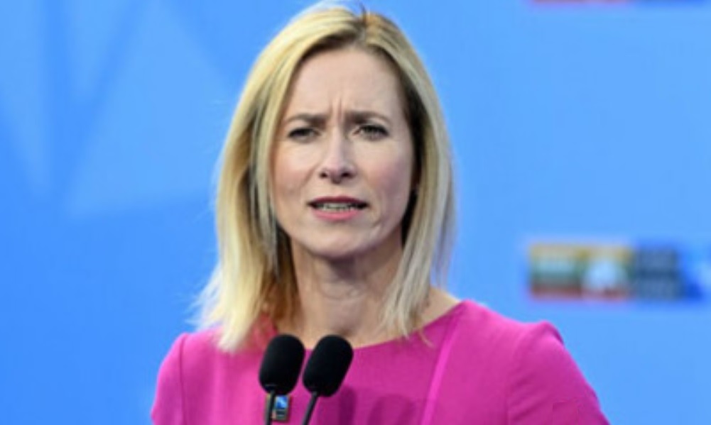 КАЛАС СО ОРУЖЈЕ ЌЕ ГО БРАНИ МИРОТ Европа мора да се наоружа за да избегне катастрофа