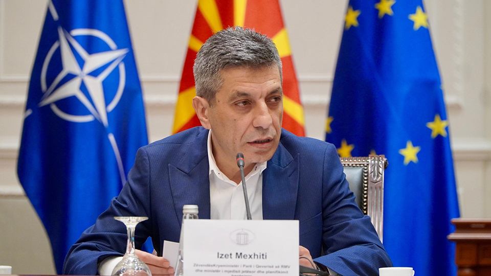 ПОЛИТИЧКИ СУДИРИ ВО АЛБАНСКИОТ БЛОК: Меџити го обвини Таравари за предавство на промената ПОЛИТИЧКИ СУДИРИ ВО АЛБАНСКИОТ БЛОК: Меџити го обвини Таравари за предавство на промената