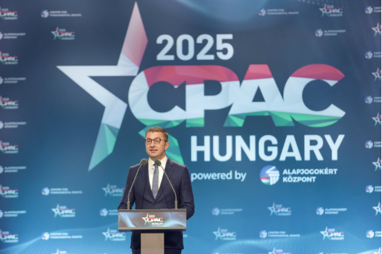 МИЦКОСКИ НА КОНЗЕРВАТИВЕН СОБИР ВО УНГАРИЈА Македонија нема да се откаже од својот идентитет