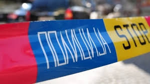 СИ СЕДЕЛЕ ВО ДВОРОТ ПА ГИ НАПАДНАЛЕ Тинејџер и неговиот брат нападнати во сопствениот двор