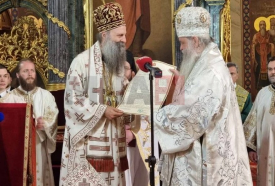 СПЦ И МПЦ ВО ПОЛНО ЦРКОВНО ЕДИНСТВО Црквата не одлучува според политика, туку за спасение на луѓето СПЦ И МПЦ ВО ПОЛНО ЦРКОВНО ЕДИНСТВО Црквата не одлучува според политика, туку за спасение на луѓето