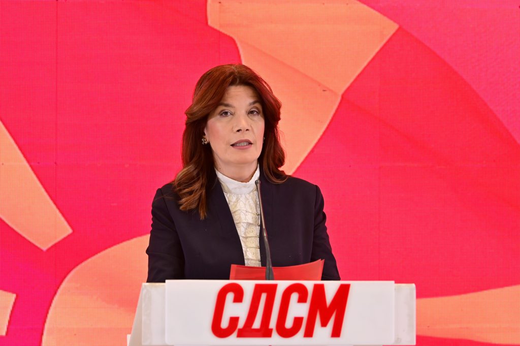 ТОТАЛНА НЕГРИЖА – ВМРО-ДПМНЕ не го спроведува Законот за македонски јазик велат од СДСМ