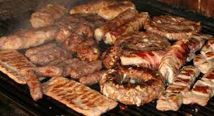 ПРАЗНИЧНАТА СКАРА МОЖЕ ДА ЗАВРШИ ВО БОЛНИЦА Еден напиток спасува од гадење и тежина