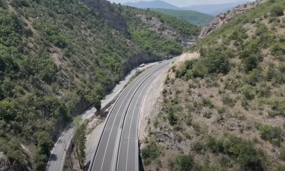 ПУШТЕН ВО УПОТРЕБА ЕКСПРЕСНИОТ ПАТ ФАРИШ–ДРЕНОВО: ќе го скрати патувањето меѓу Прилеп и Скопје ПУШТЕН ВО УПОТРЕБА ЕКСПРЕСНИОТ ПАТ ФАРИШ–ДРЕНОВО: ќе го скрати патувањето меѓу Прилеп и Скопје