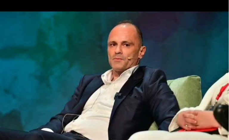 ФИЛИПЧЕ ОД АТИНА Преспанскиот договр на Заев и Ципрас е визионерски, во Македонија владее авторитарна влада