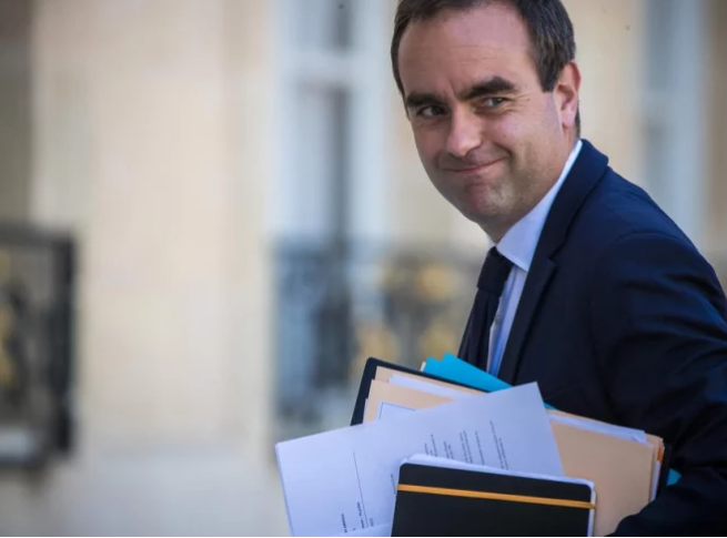 ОТКРИЕНО, ФРАНЦИЈА СЕ ВМЕШАЛА ВО ВОЈНАТА СО ИРАН Француски авиони собориле дронови на Иран