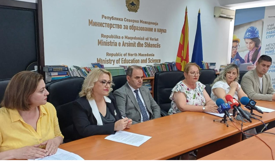 ОД ЗБОРОВИ КОН ДЕЛА Една година конкретни резултати во МОН