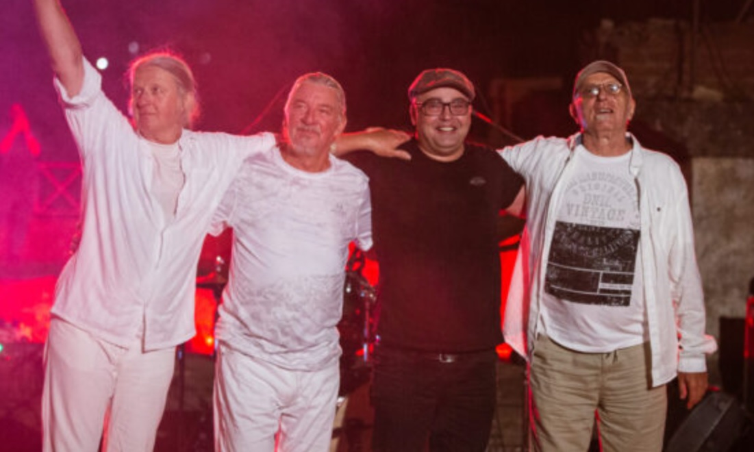 СПЕКТАКУЛАТЕР КОНЦЕРТ НА „ЛЕБ И СОЛ“ започна 17. издание на БИТ ФЕСТ во Битола СПЕКТАКУЛАТЕР КОНЦЕРТ НА „ЛЕБ И СОЛ“ започна 17. издание на БИТ ФЕСТ во Битола