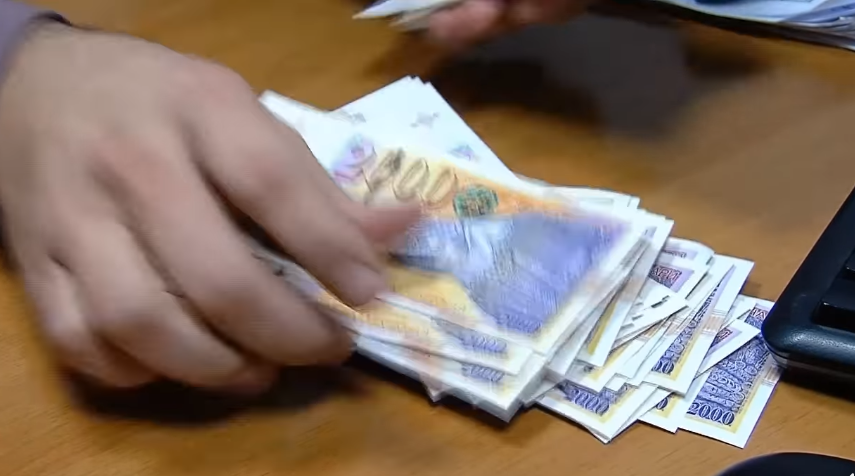 РАСТ НА ПРОСЕЧНАТА НЕТО-ПЛАТА Во мај изнесувала 45.796 денари РАСТ НА ПРОСЕЧНАТА НЕТО-ПЛАТА Во мај изнесувала 45.796 денари