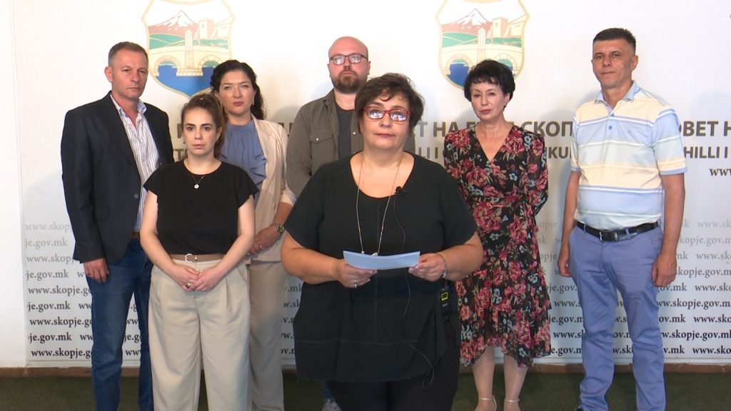 СОВЕТНИЦИТЕ НА ВМРО-ДПМНЕ И ЗНАМ ПОВЛЕКОА СОПСТВЕНА ТОЧКА Само за да ја спасат урбаната мафија