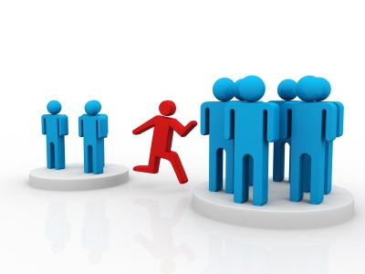 СТАРИ ФОТЕЛЈИ, НОВИ СОЈУЗИ Партиите менуваат партнери пред избори СТАРИ ФОТЕЛЈИ, НОВИ СОЈУЗИ Партиите менуваат партнери пред избори