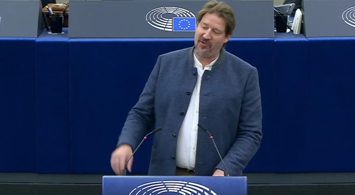 И ПОКРАЈ БУГАРСКИТЕ ПРИТИСОЦИ – ЕП го поддржа македонскиот идентитет