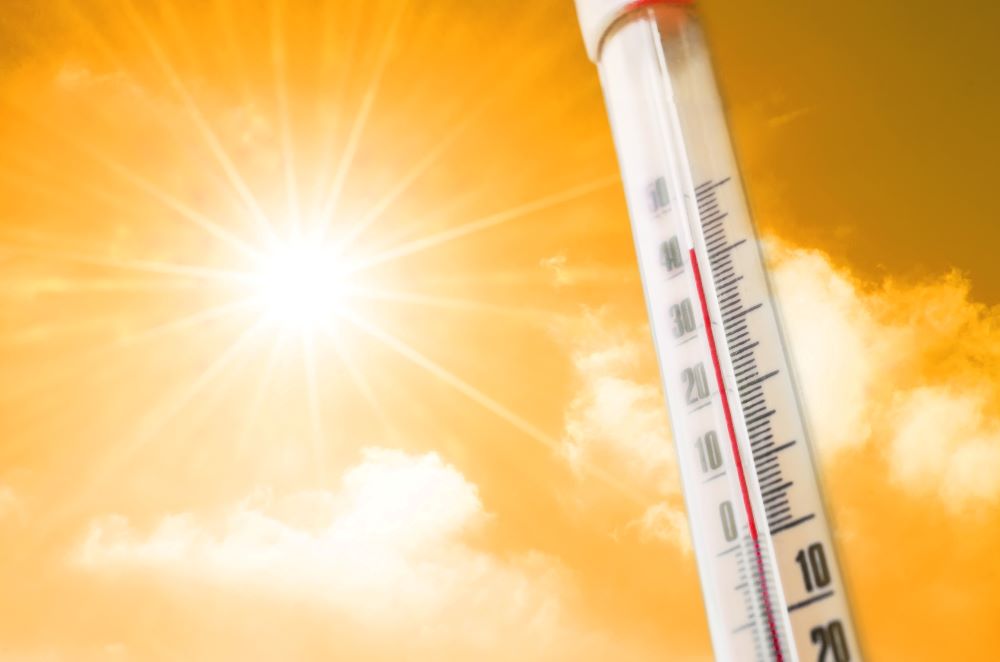 СОНЧЕВО И ЕКСТРЕМНО ТОПЛО ВРЕМЕ – УХМР најавува до 42°C