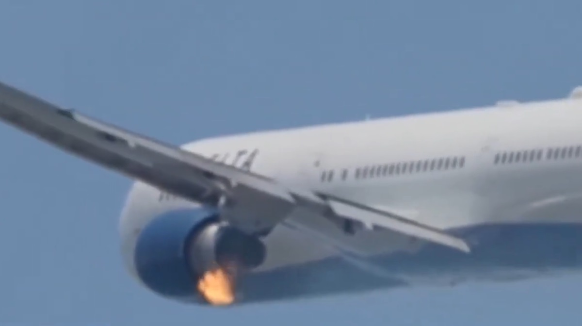 АВИОН ПРИНУДНО СЕ ВРАТИЛ ПОРАДИ ПОЖАР НА МОТОРОТ – слетувањето било безбедно и без повредени