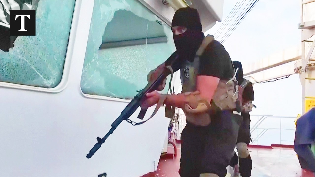 БРОД ПОТОНА ВО ЦРВЕНОТО МОРЕ ПО НАПАД СО ДРОНОВИ И РАКЕТИ – 4 загинати, 14 исчезнати