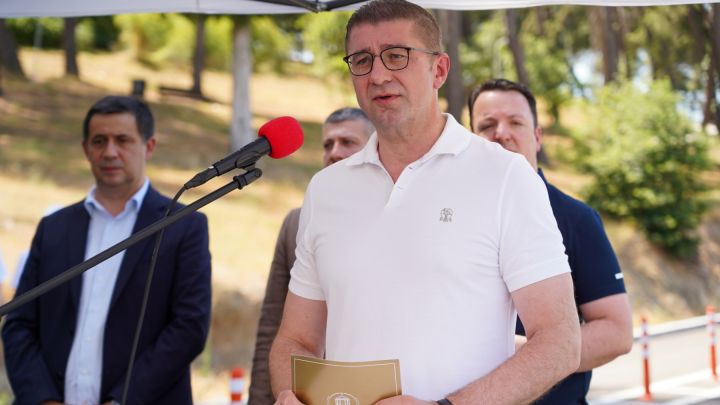 ПОЖАРОТ ВО КИСЕЛА ВОДА НАМЕРНО ПОДМЕТНАТ – Тврди премиерот Мицкоски