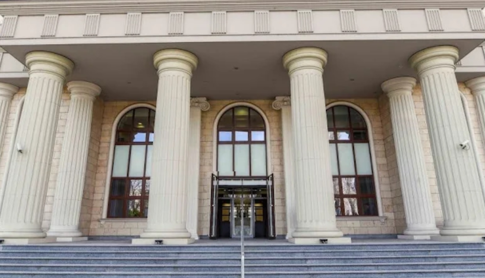 ПРВООСОМНИЧЕНИОТ ЗА НАПАДОТ НА ДАНЕЛА АРСОВСКА ВО КУЌЕН ПРИТВОР – Обвинителството ќе поднесе жалба