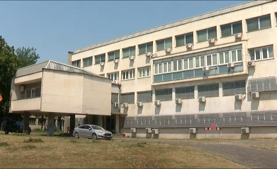 ПЕНЗИЈА ЗА 5.000 ЕВРА – Обвиненија против 36 лица ПЕНЗИЈА ЗА 5.000 ЕВРА – Обвиненија против 36 лица