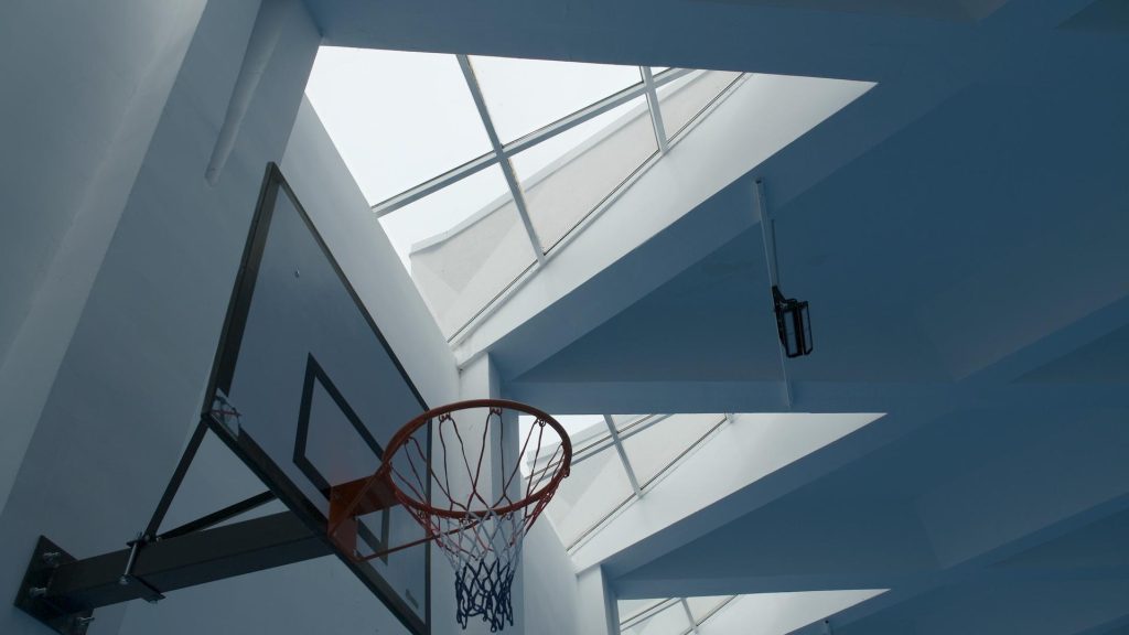 СОВЕТОТ НА ОПШТИНА КАРПОШ СЕ ПРОТИВИ – не ја даваат спортската сала „Партизан“ на Владата