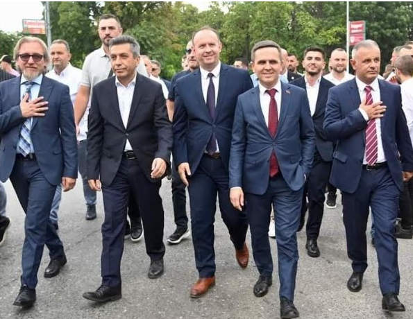 ЛОКАЛНИ ИЗБОРИ „Вреди“ ги откри кандидатите за градоначалници ЛОКАЛНИ ИЗБОРИ „Вреди“ ги откри кандидатите за градоначалници