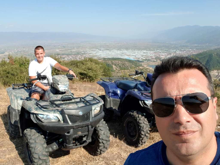 СИНОТ НА ЗАЕВ ЧУДО ОД ДЕТЕ – Душко Заев остварил 1 милион евра од струја