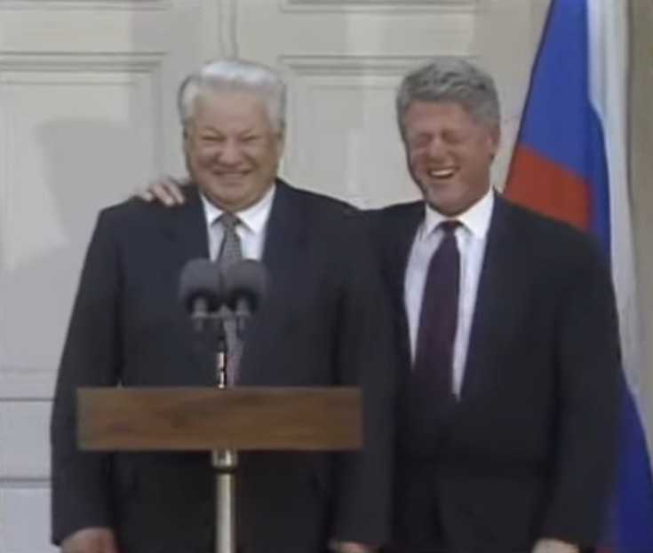 ДЕКЛАСИФИЦИРАНИ ДОКУМЕНТИ Клинтон со Елцин сакал Русија во НАТО, Берлин останал цврсто против