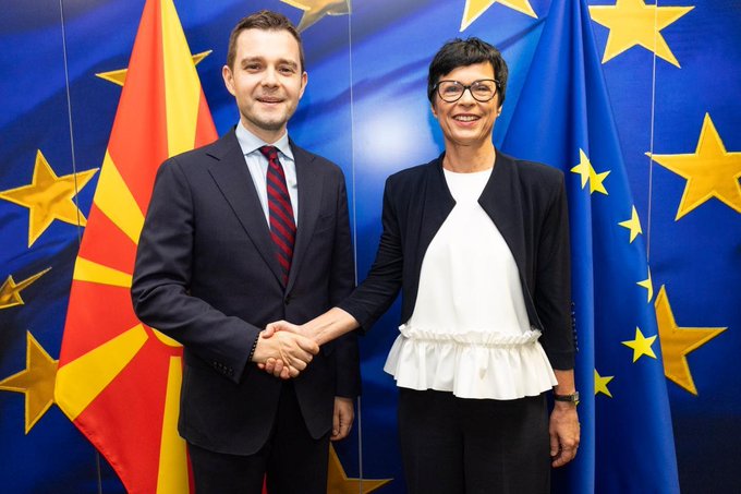 ПО СРЕДБАТА ВО БРИСЕЛ- Различни акценти од Кос и Муцунски