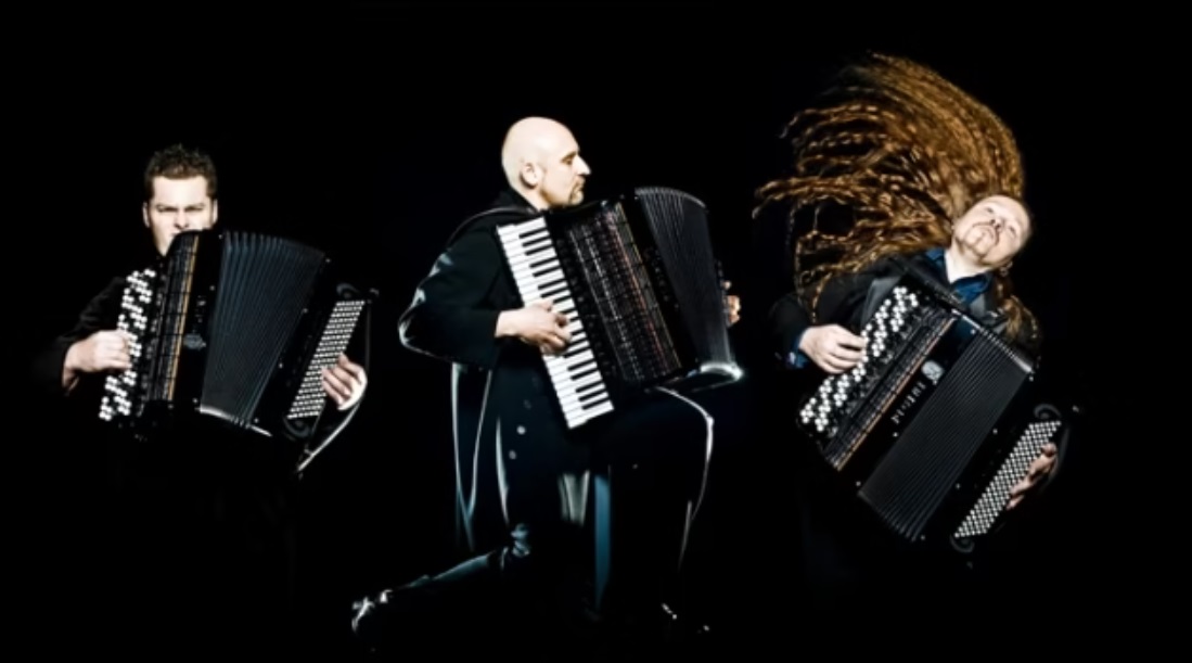 ОД ПАГАНИНИ ДО МЕТАЛИКА – полското „Моушн трио“ ја заокружува музичката програма на „Охридско лето“ ОД ПАГАНИНИ ДО МЕТАЛИКА – полското „Моушн трио“ ја заокружува музичката програма на „Охридско лето“