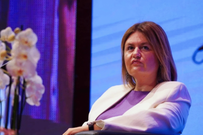 БОЖИНОСКА СО ВИЗИЈА Македонија ќе свети на зелена енергија