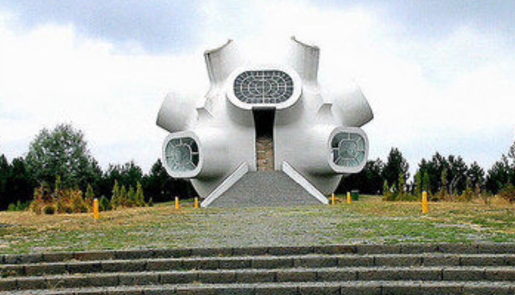 ЗАПОЧНУВА ЗАШТИТА НА „МАКЕДОНИУМОТ“ – Следува и реконструкција ЗАПОЧНУВА ЗАШТИТА НА „МАКЕДОНИУМОТ“ – Следува и реконструкција