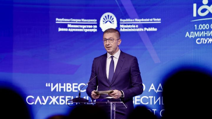 СЛЕДНИТЕ ПАРЛАМЕНТАРНИ ИЗБОРИ ЌЕ БИДАТ РЕДОВНИ – Еврообврзницата ја кочи можноста за предвремени избори СЛЕДНИТЕ ПАРЛАМЕНТАРНИ ИЗБОРИ ЌЕ БИДАТ РЕДОВНИ – Еврообврзницата ја кочи можноста за предвремени избори