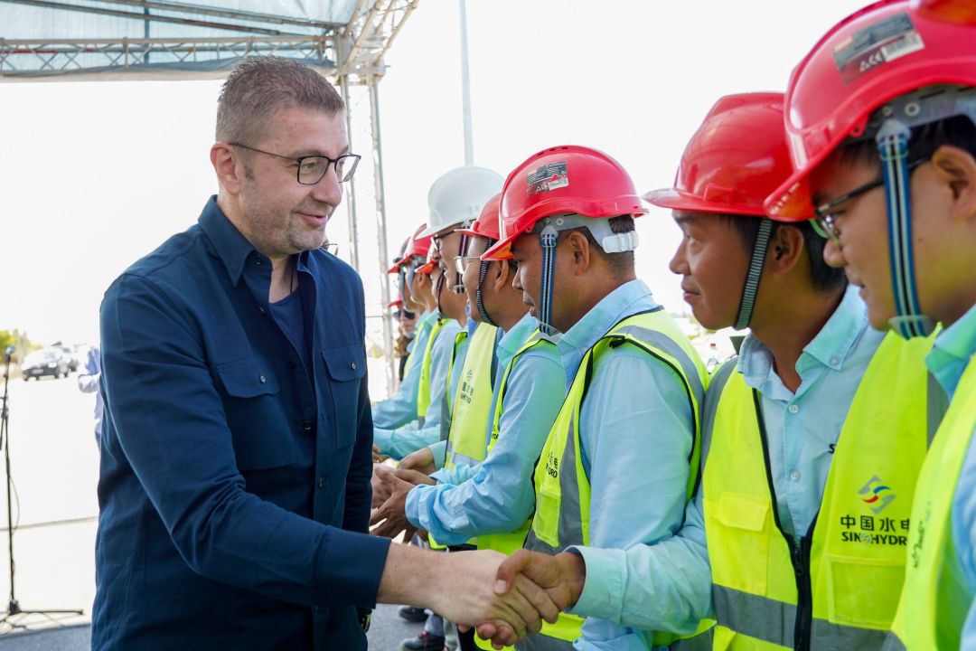 ПУШТЕНА НОВА ДЕЛНИЦА ОД АВТОПАТОТ КИЧЕВО-ОХРИД – 17 километри од трасата Климештани-Охрид