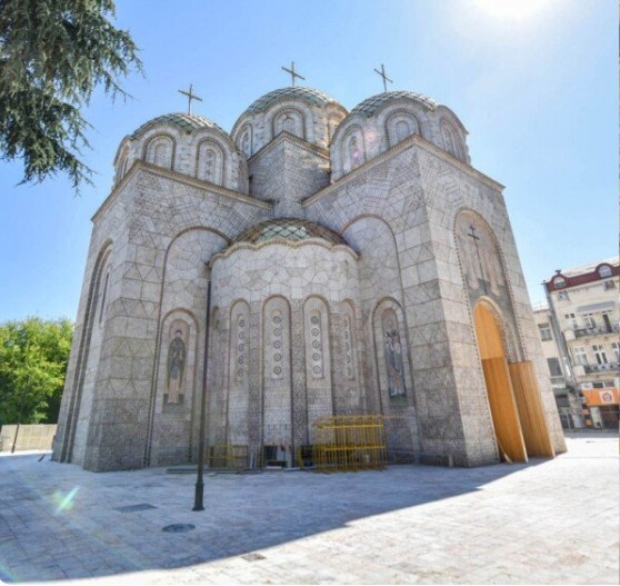 РАДОСТ ЗА ВЕРНИЦИТЕ – На 28 септември осветување на храмот „Св. Константин и Елена“ во Скопје РАДОСТ ЗА ВЕРНИЦИТЕ – На 28 септември осветување на храмот „Св. Константин и Елена“ во Скопје