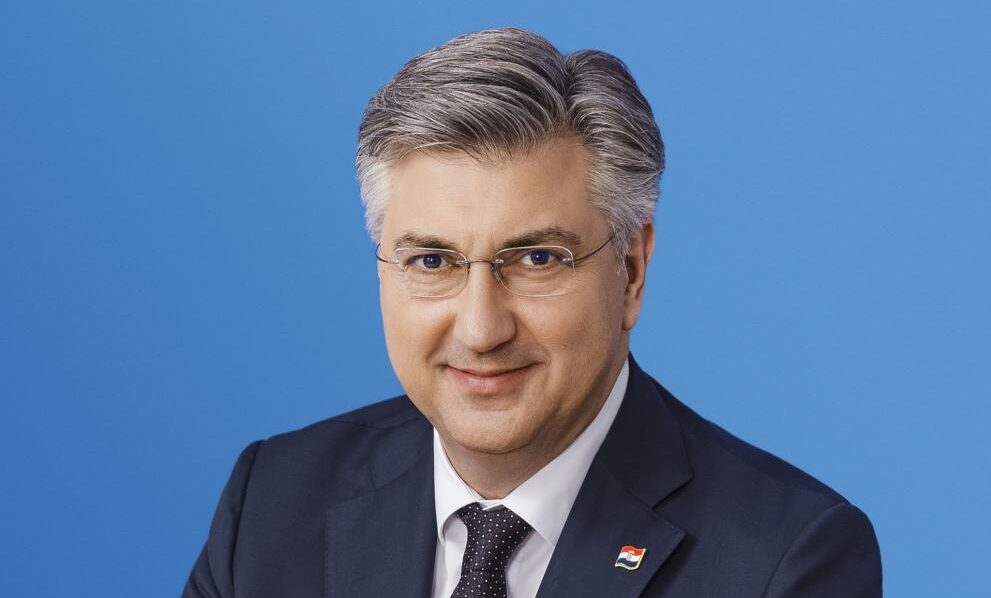 КОНФЛИК МЕЃУ ХРВАТСКА И УНГАРИЈА Пленковиќ одговара на обвинувањата за воен профитер КОНФЛИК МЕЃУ ХРВАТСКА И УНГАРИЈА Пленковиќ одговара на обвинувањата за воен профитер