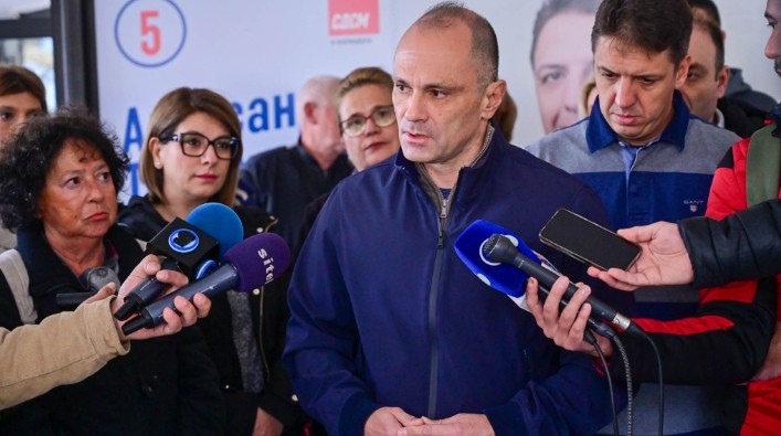 ФИЛИПЧЕ НАЈАВУВА ЧИСТКА ВО РАКОВОДСТВОТО Време е за нова енергија во партијата ФИЛИПЧЕ НАЈАВУВА ЧИСТКА ВО РАКОВОДСТВОТО Време е за нова енергија во партијата