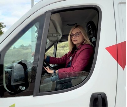 СО КАМИОН НИЗ БИТОЛА Габриела Илиевска ја започна трката за градоначалничка